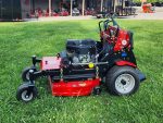 Bradley 32SC-CT25 32" Stand On Zero Turn Mower 25HP Briggs - Image 7