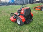 Bradley 61SC-BS26 61" Stand-On Compact Zero Turn Mower 26HP VAN - Image 3