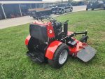 Bradley 61SC-BS26 61" Stand-On Compact Zero Turn Mower 26HP VAN - Image 4
