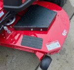 Ferris 5902103 61" 500S Zero Turn Mower 25HP Briggs Full Suspension (Instant Rebate Included) - Image 12