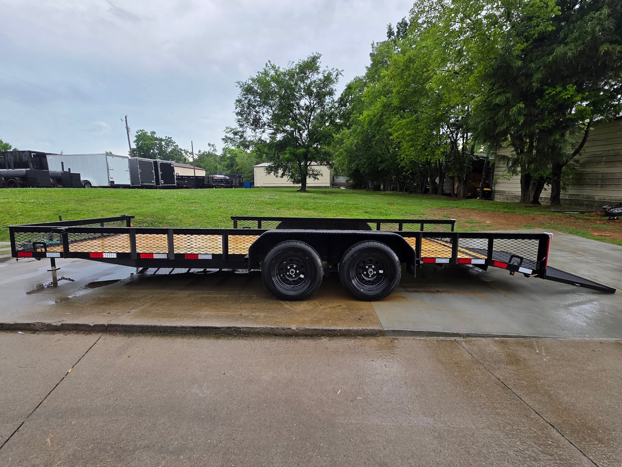 7x20 Dovetail Utility Trailer with 1ft Mesh Side Gate (2) 3,500lb Axles 7K GVWR - Image 10