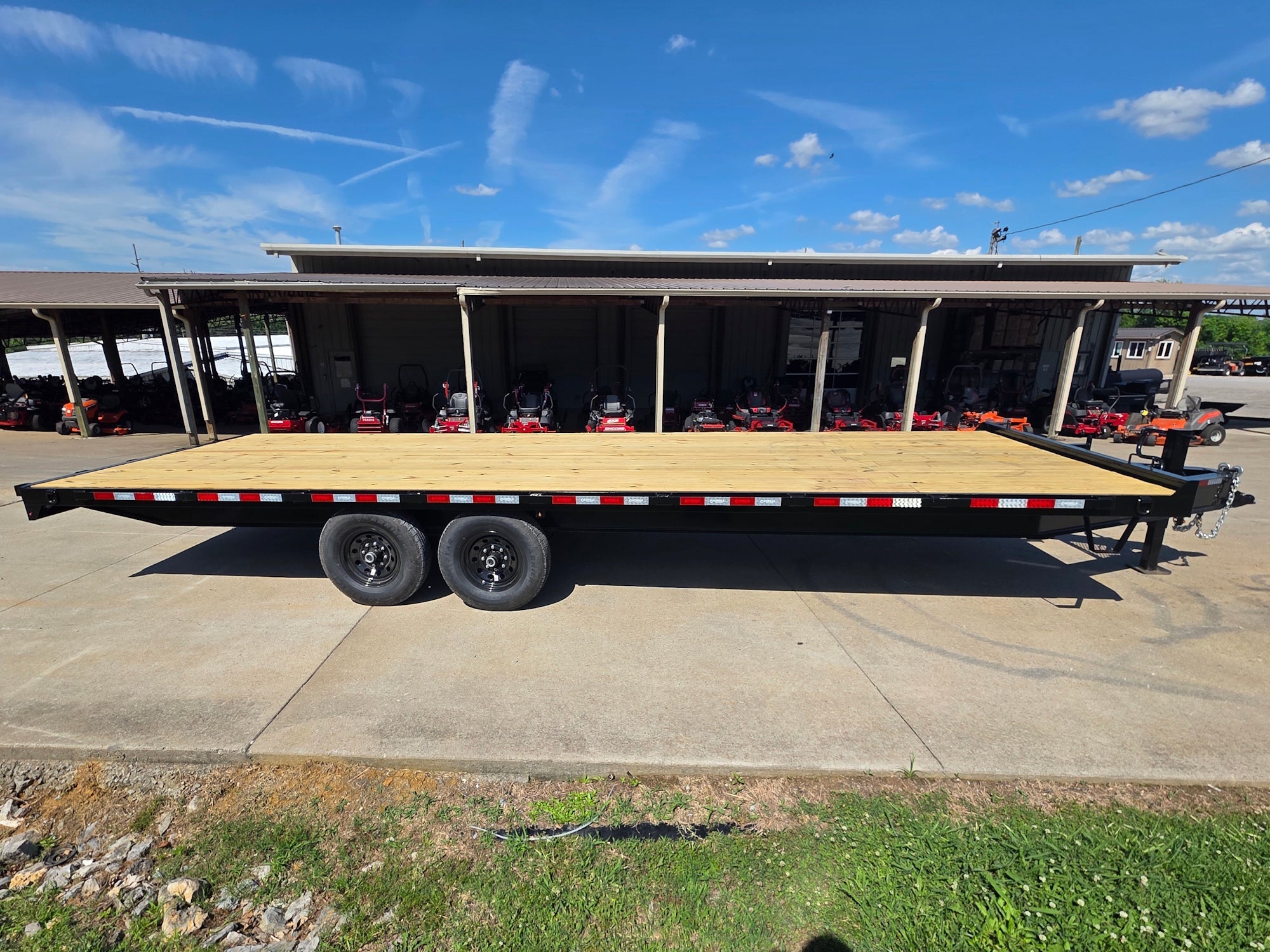 8.5x25 Straight Deckover Trailer (2) 7K Axles with Slide Out Ramps 14K GVWR - Image 6