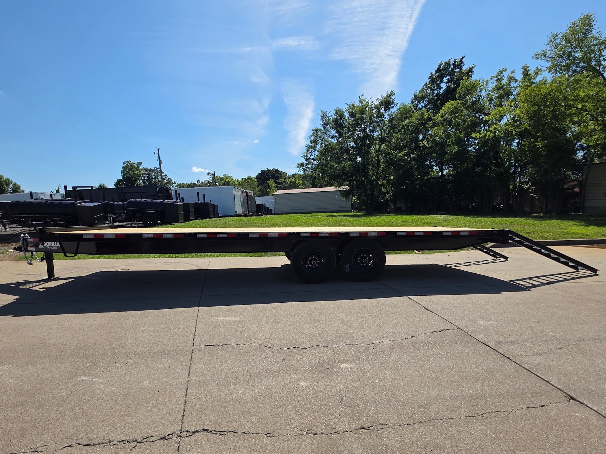 8.5x25 Straight Deckover Trailer (2) 7K Axles with Slide Out Ramps 14K GVWR - Image 10