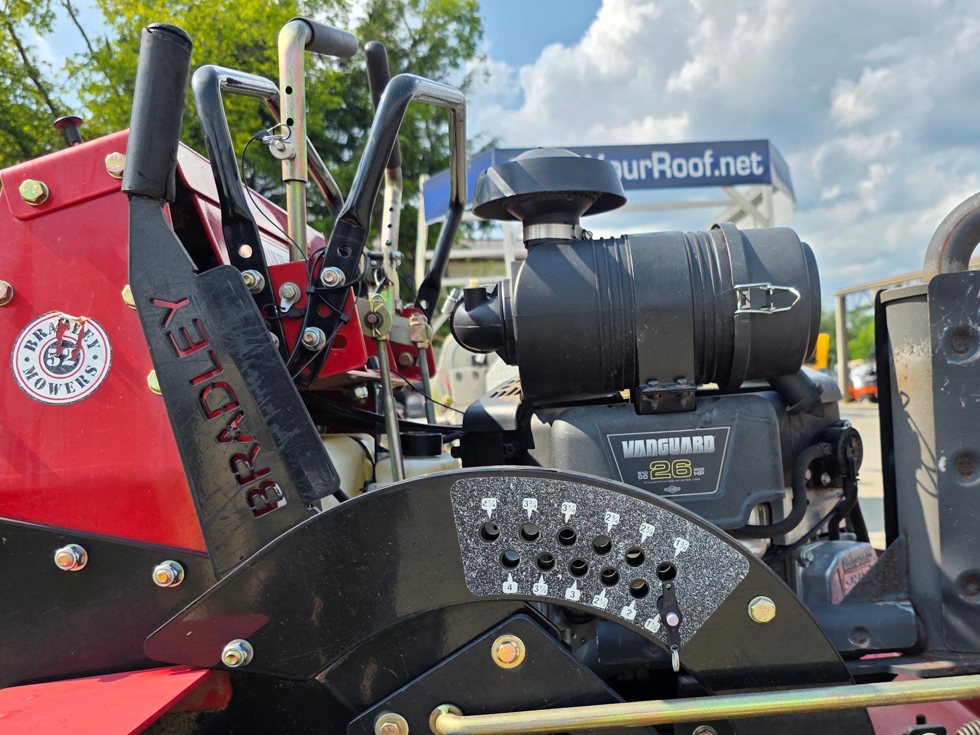 Used Bradley 52SC-BS26 52" Stand On Compact Zero Turn Mower (0569) - Image 12