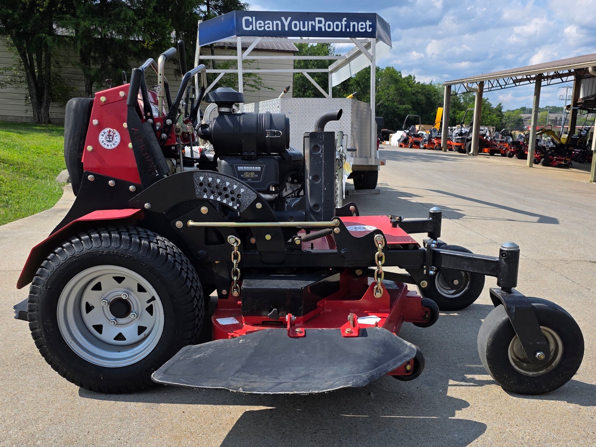 Used Bradley 52SC-BS26 52" Stand On Compact Zero Turn Mower (0569) - Image 8