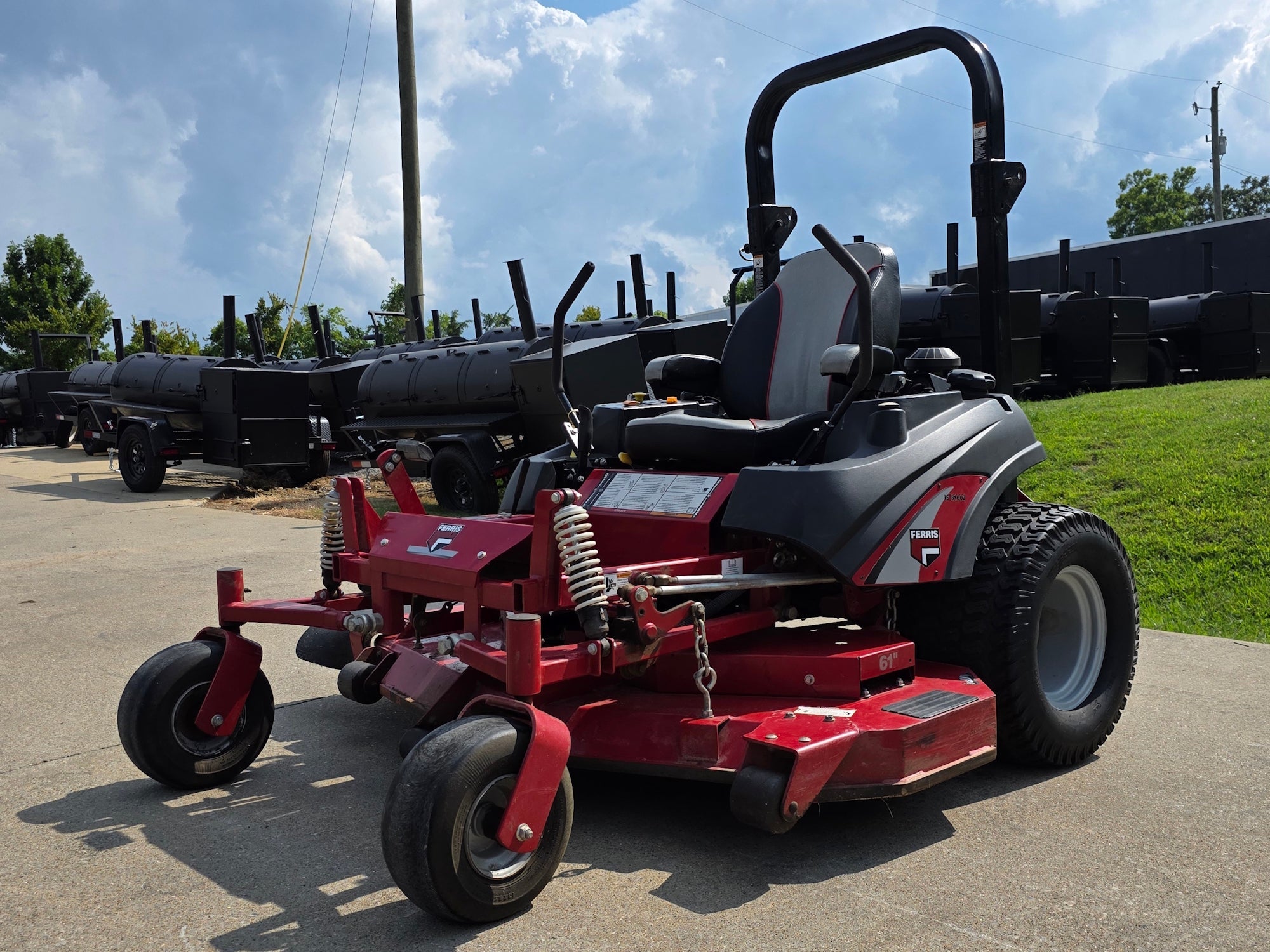 Used Ferris IS3100Z 61" Zero Turn Mower 775.9HR (6539) - Image 3