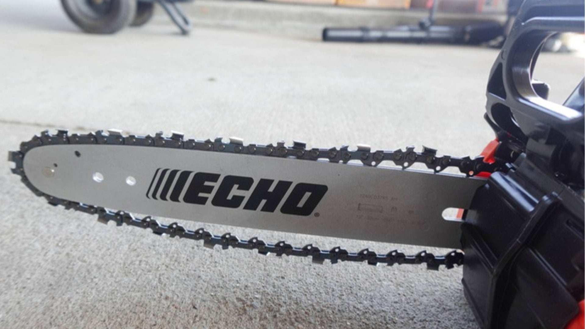 Echo X Series CS-2511T-12 Gas Chainsaw 25cc With 12" Bar - Image 8