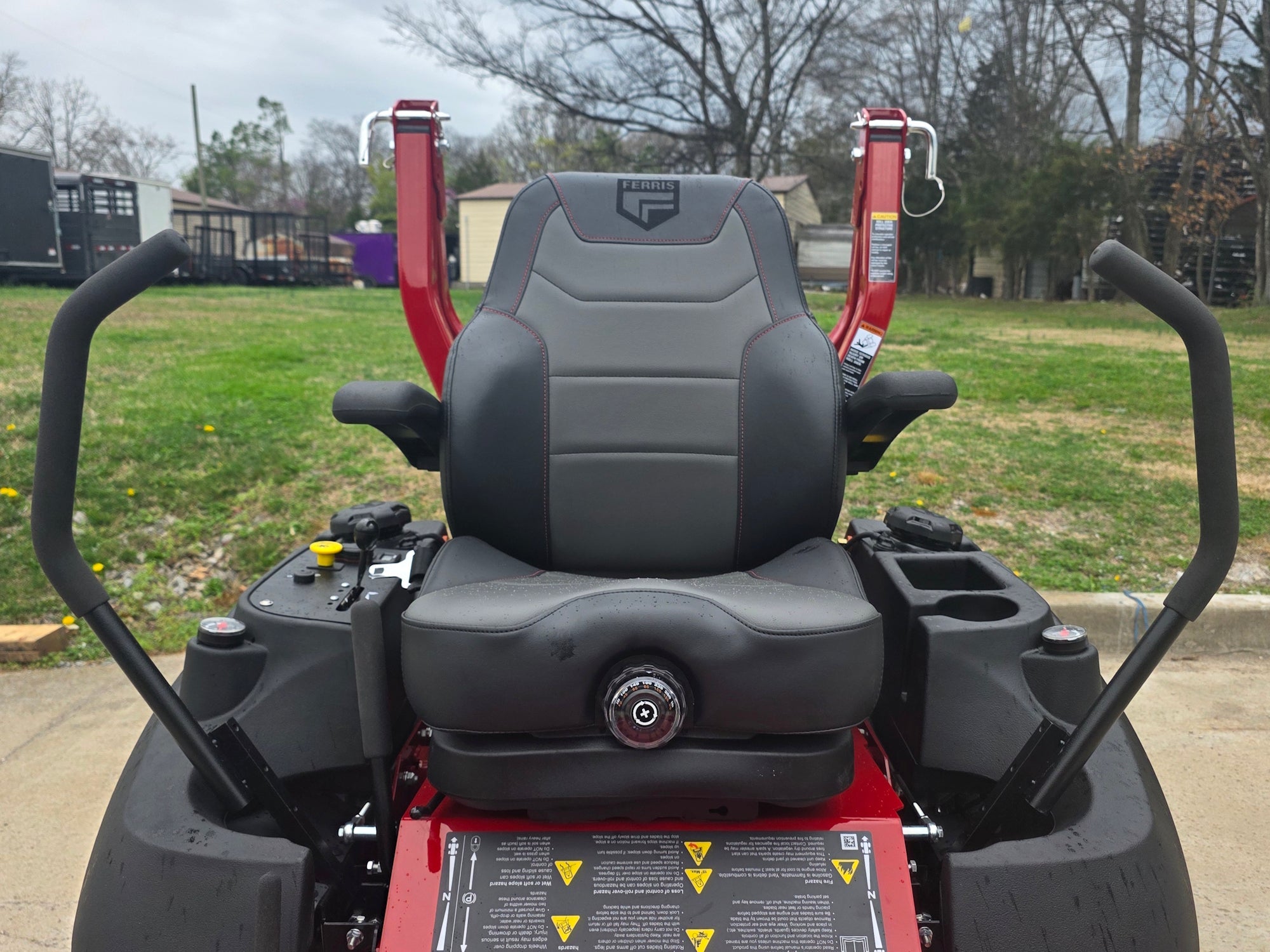Ferris 5902157 ISX 2200 Zero Turn Mower 52" 28HP Vanguard - Image 13