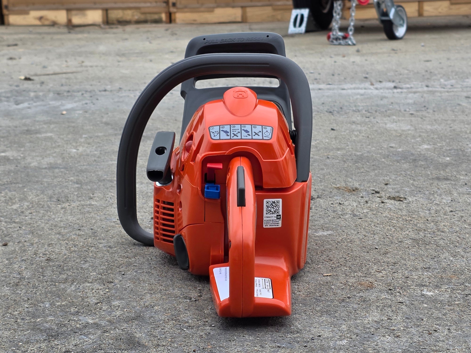 Husqvarna 120 III 38cc X-Torq .050 Gauge 16" Chainsaw (Unboxed) - Image 6