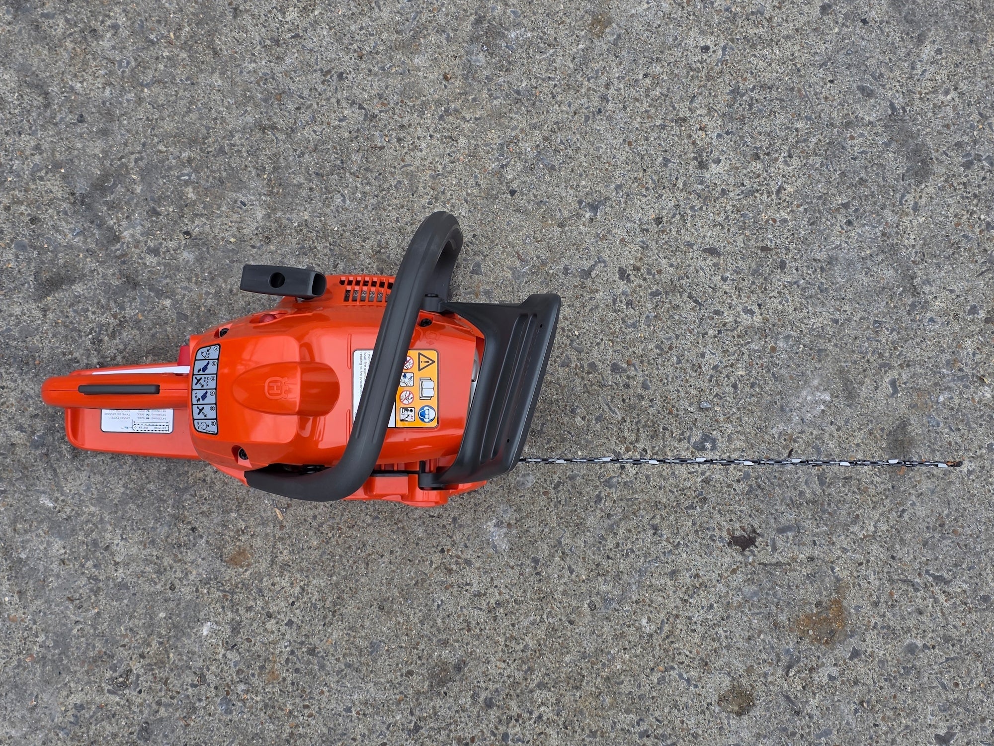 Husqvarna 120 III 38cc X-Torq .050 Gauge 16" Chainsaw (Unboxed) - Image 10
