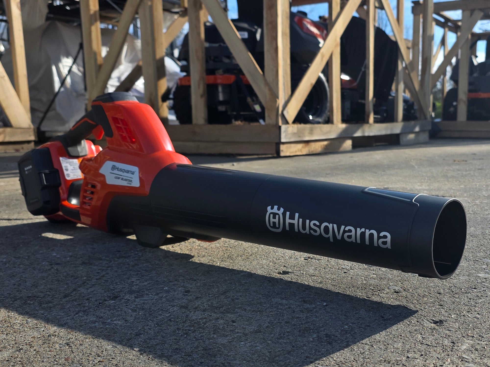Husqvarna 350iB MAX Leaf Blaster™ Blower - Battery & Charger Included (Unboxed) - Image 9