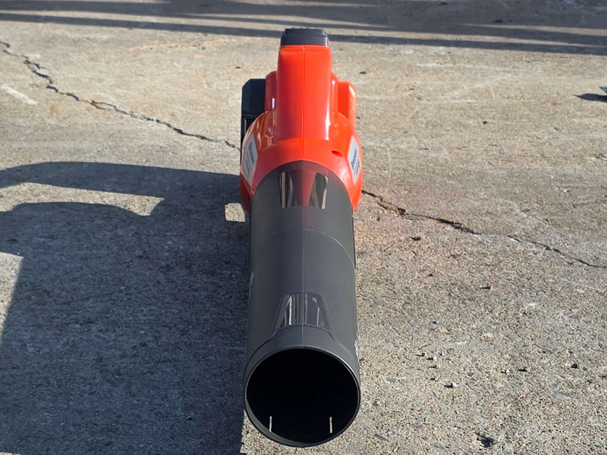 Husqvarna 350iB MAX Leaf Blaster™ Blower - Battery & Charger Included (Unboxed) - Image 2