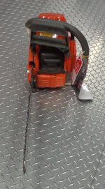 Husqvarna 365 20" Chainsaw 70.7cc 050 Ga. Commercial (Unboxed) - Image 6