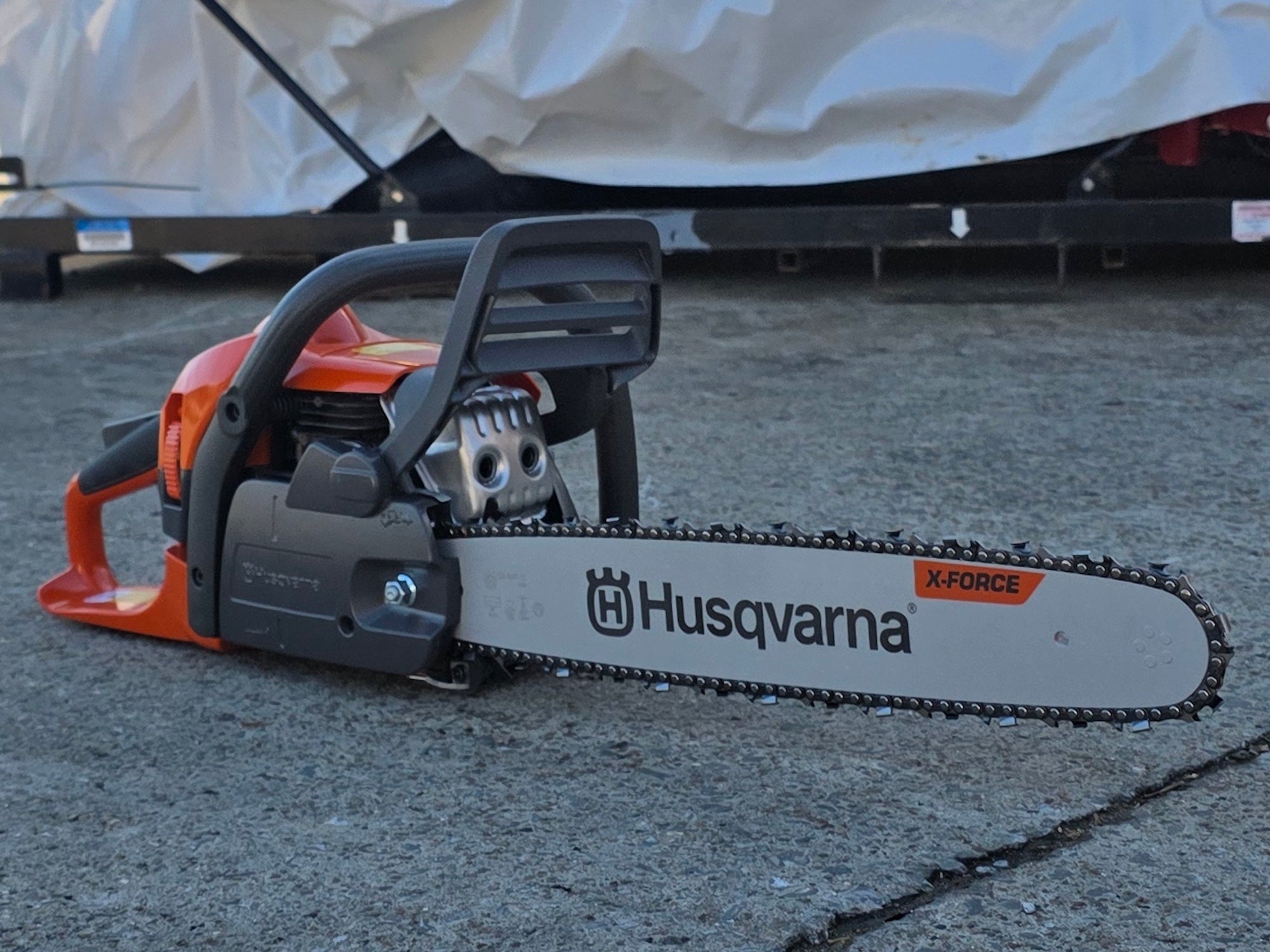 Husqvarna 440 18" Chainsaw 40.9 cc Engine Fully Assembled (Unboxed) - Image 9