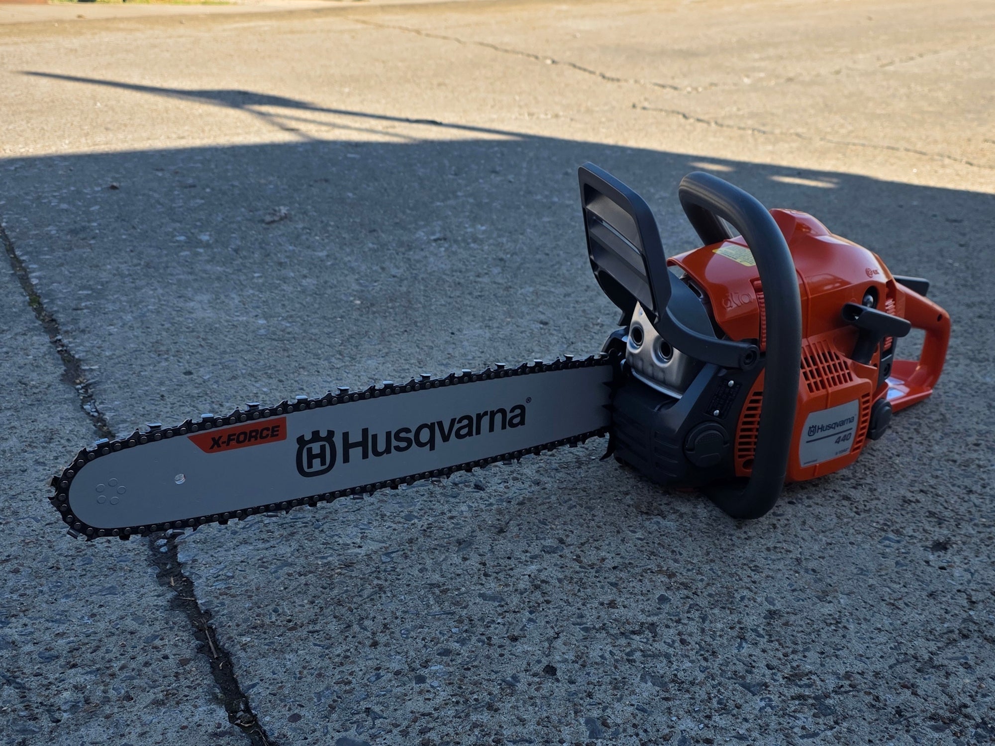 Husqvarna 440 18" Chainsaw 40.9 cc Engine Fully Assembled (Unboxed) - Image 3