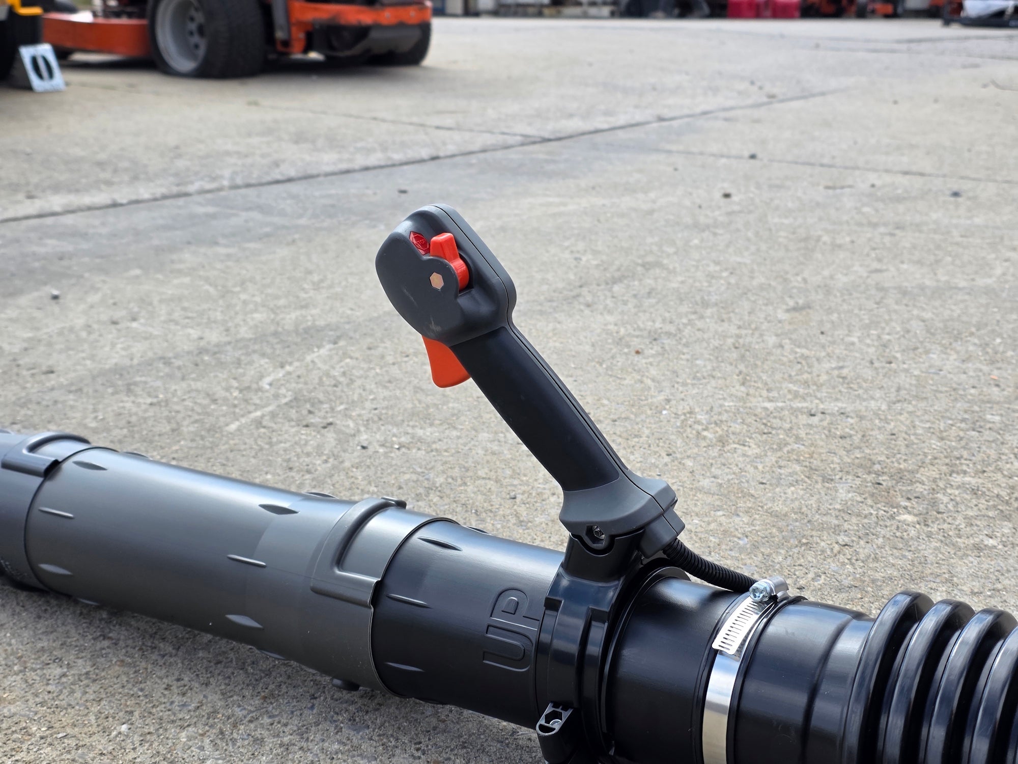 Husqvarna 570BTS Backpack Blower 65cc Tube Throttle 770CFM (Unboxed) - Image 10