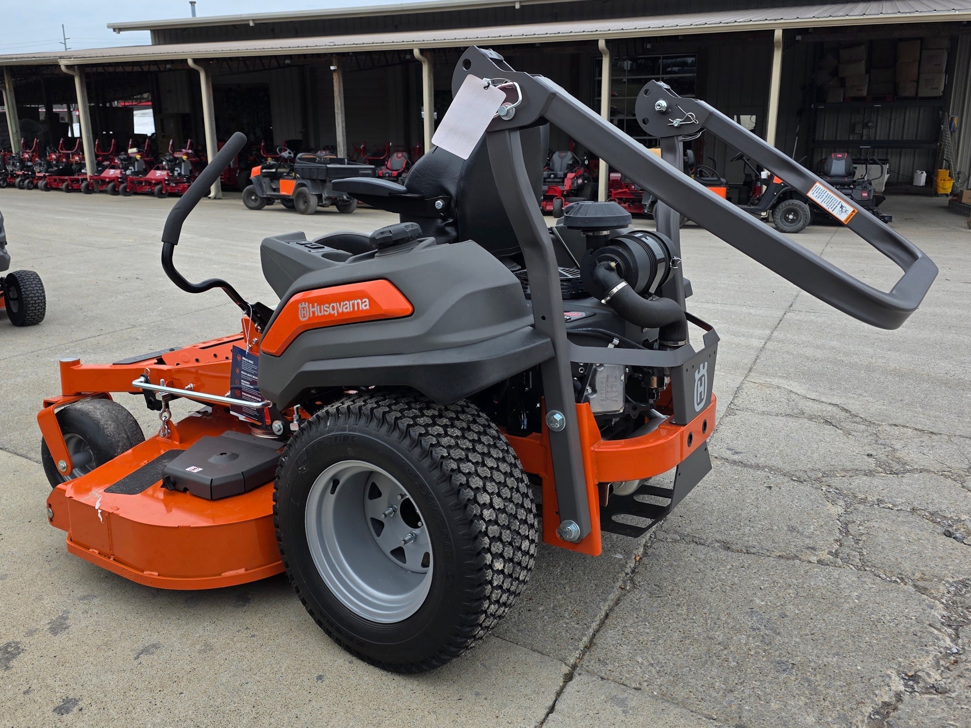 Husqvarna 60" Z460XS Commerical Zero Turn Mower 23.5HP KAW (Scratch and Dent) - Image 5