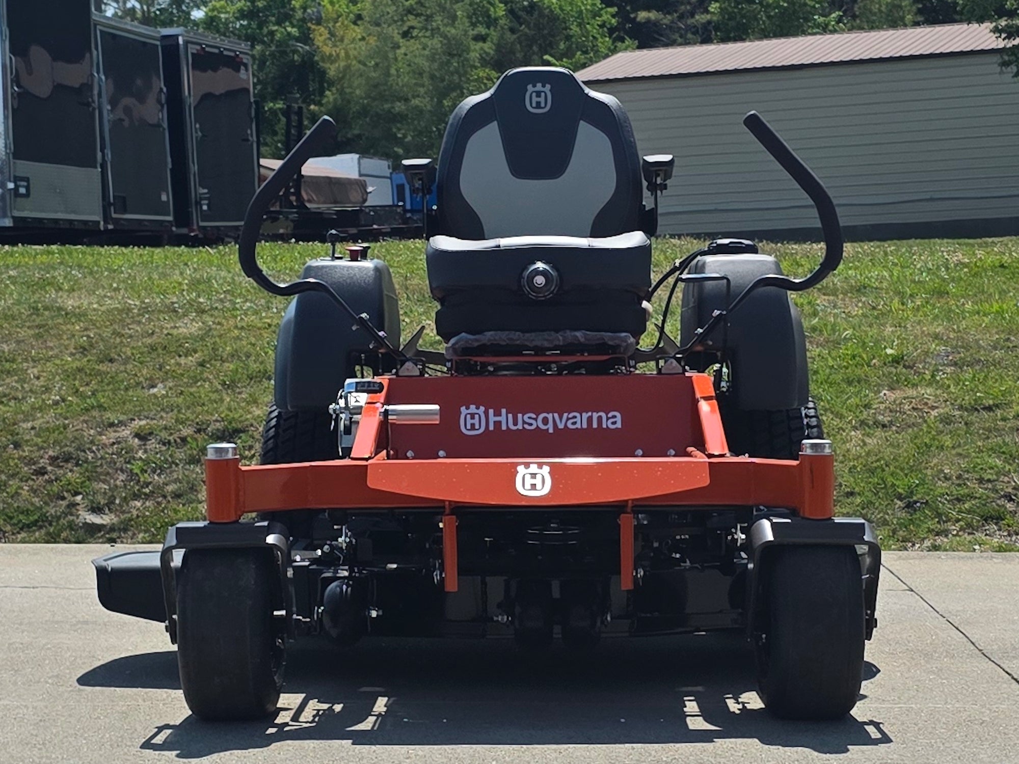Husqvarna MZ48 48" Special Edition Zero-Turn Mower with 23-HP Kawasaki Engine (Scratch and Dent) - Image 8