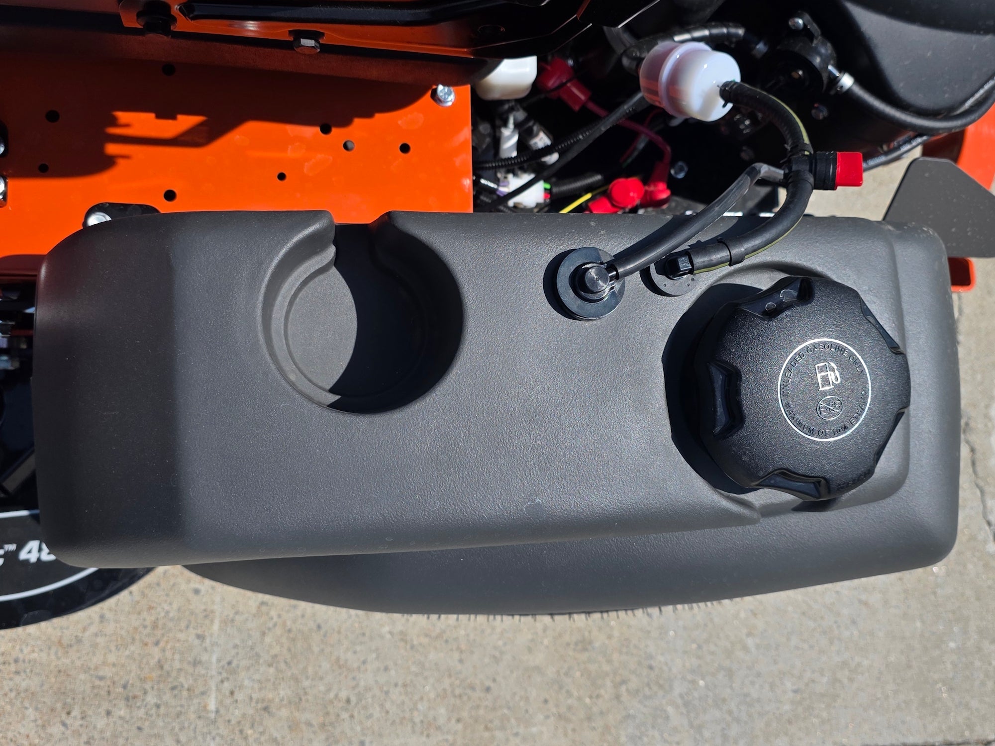 Husqvarna MZ48 48" Special Edition Zero-Turn Mower with 23-HP Kawasaki Engine (Scratch and Dent) - Image 10