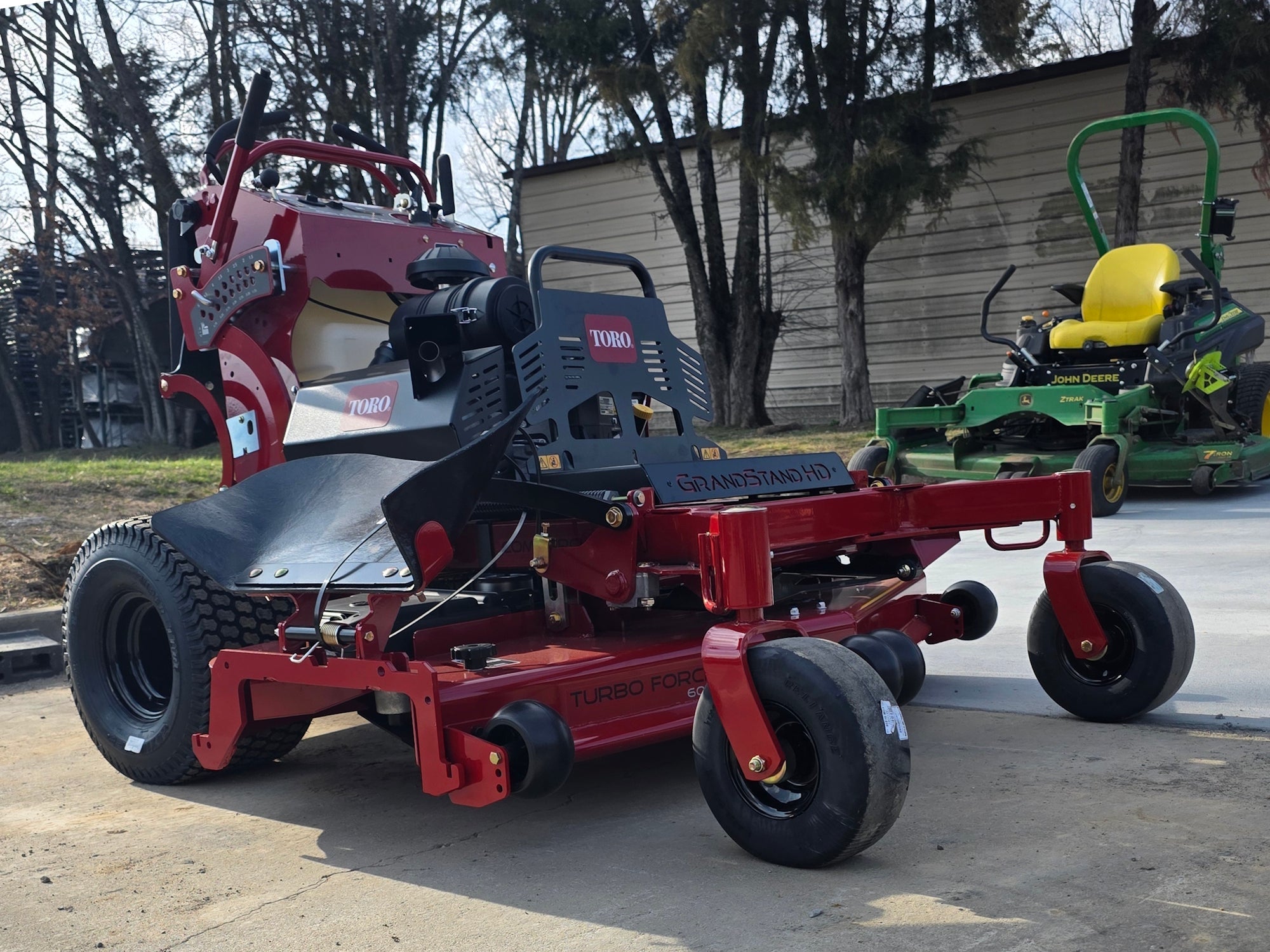 Toro 72509 GrandStand 60" Stand On Zero Turn Mower 23.5HP KAW - Image 9
