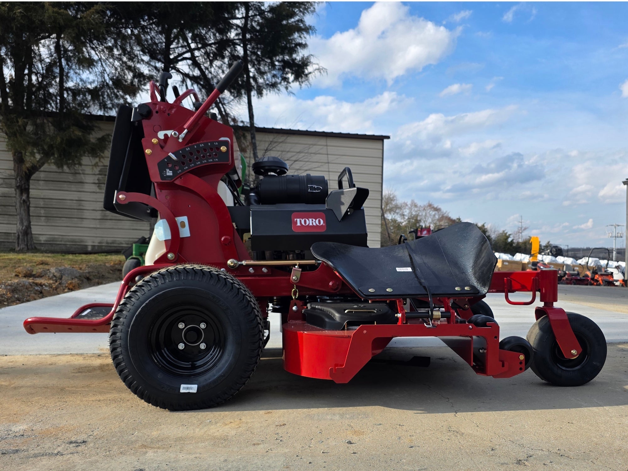 Toro 72509 GrandStand 60" Stand On Zero Turn Mower 23.5HP KAW - Image 8