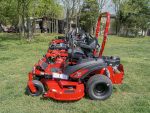 Ferris  5902061 60" IS700 Commercial Zero Turn Mower 27HP Briggs Full Suspension (Instant Rebate Included) - Image 4
