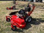 Bradley 52WT-BS25E 52" T-Bar Hydro Commercial Walk Behind Mower 25HP Briggs - Image 3