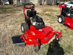 Bradley 52WT-BS25E 52" T-Bar Hydro Commercial Walk Behind Mower 25HP Briggs - Image 8